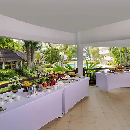 Novotel Rayong Rim Pae Resort-3